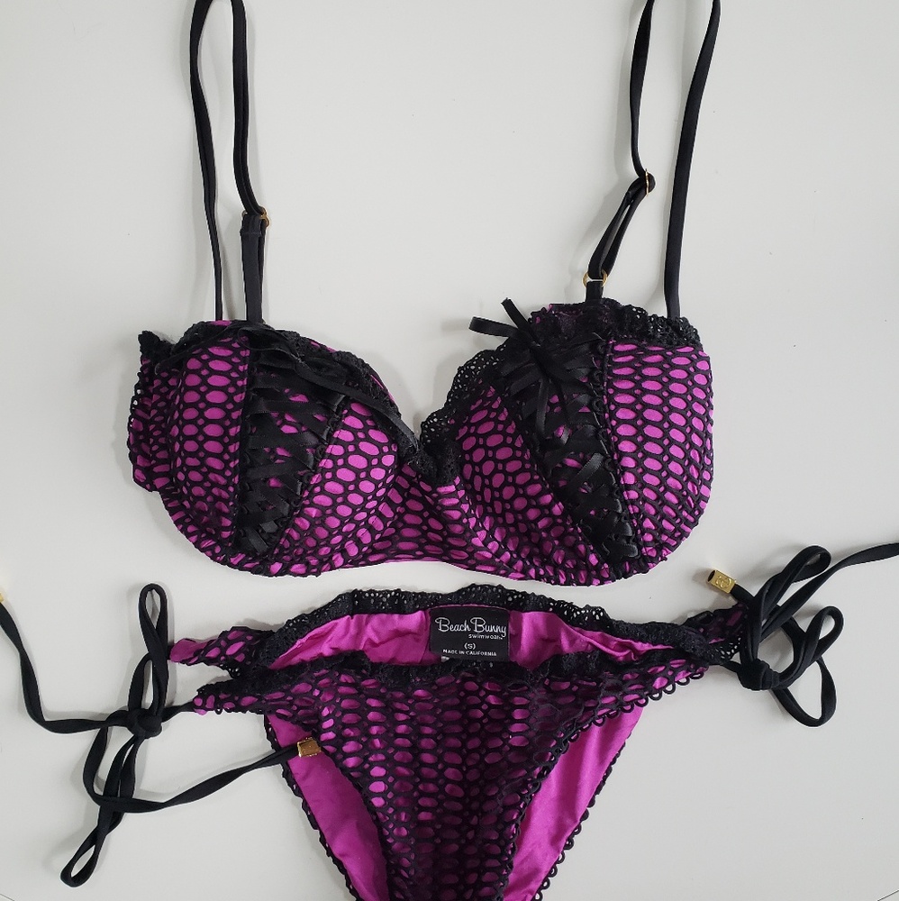 Beach Bunny Swimwear